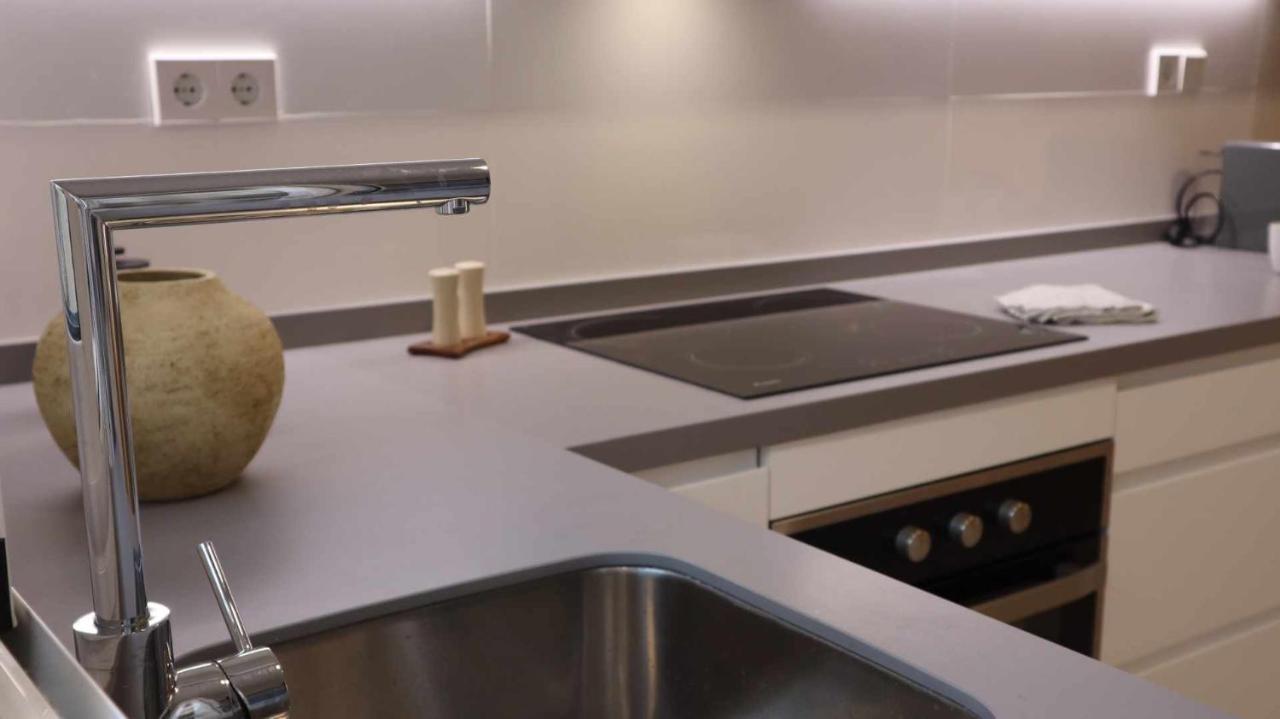 Marbella Center 3Br By Houselogy Apartment Luaran gambar